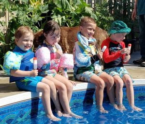 Grandkids popsicles.jpg
